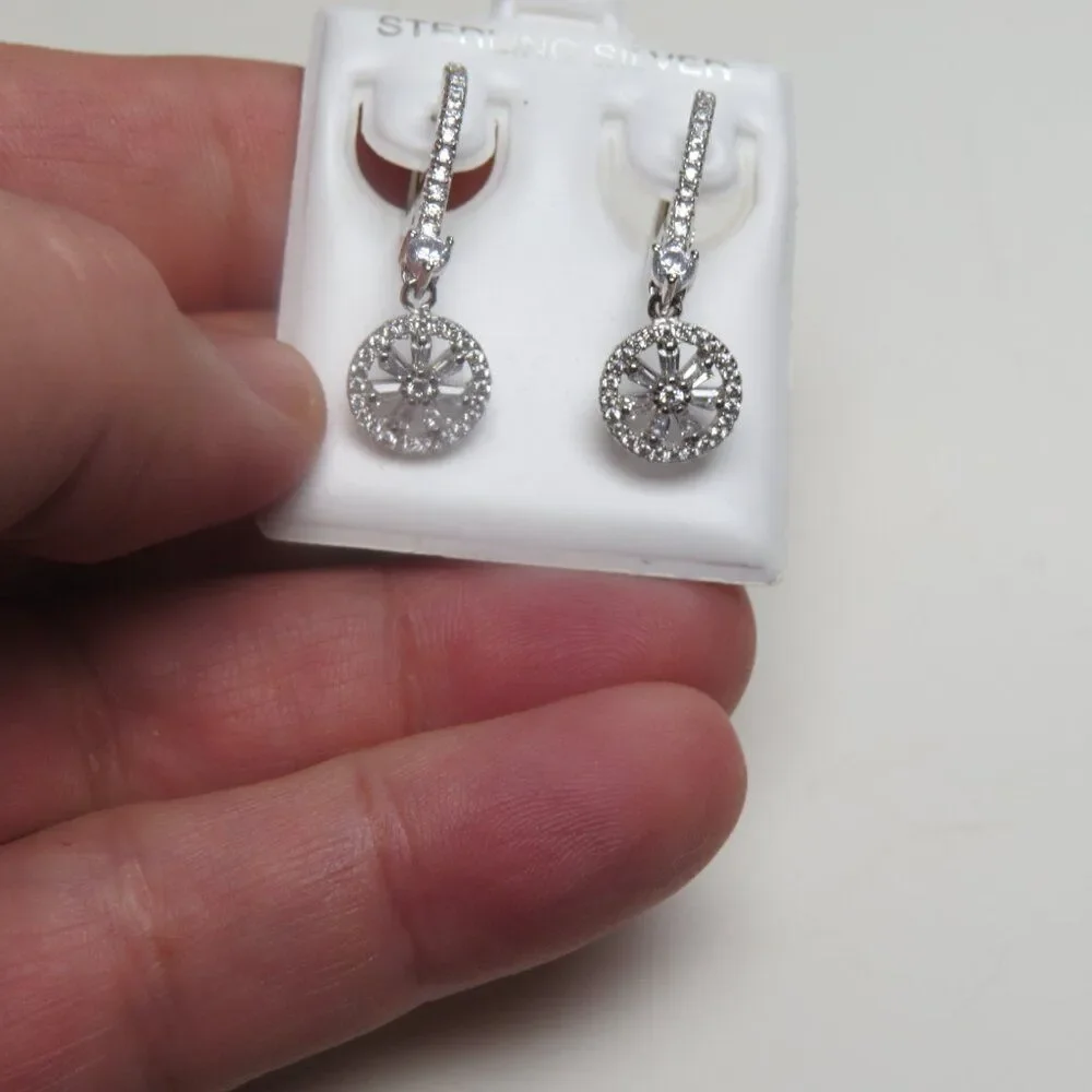 Unbranded sterling silver